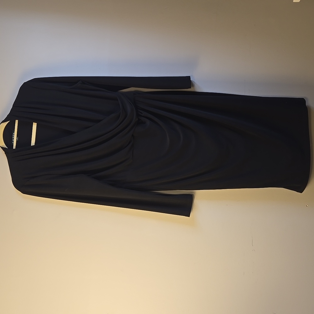 Long Sleeve Ruched Midi Dresz